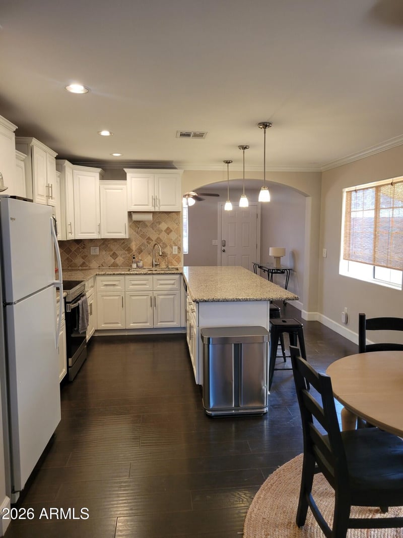 6720 Arbor Ave, Mesa, AZ 85206