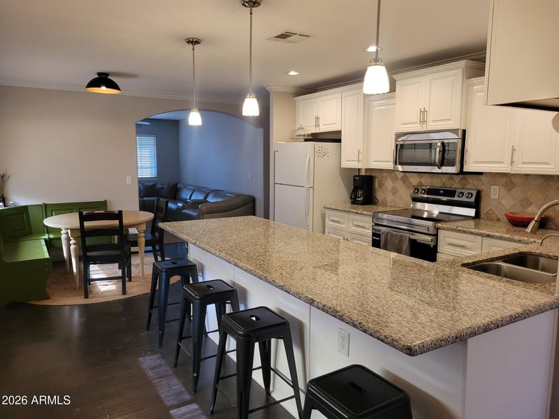 6720 Arbor Ave, Mesa, AZ 85206