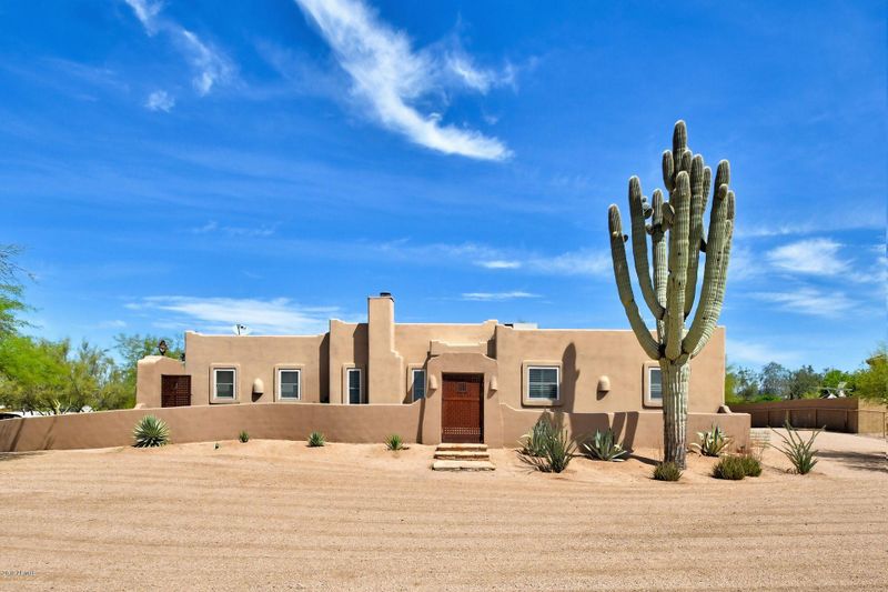 6720 E Dixileta Dr, Cave Creek, AZ 85331