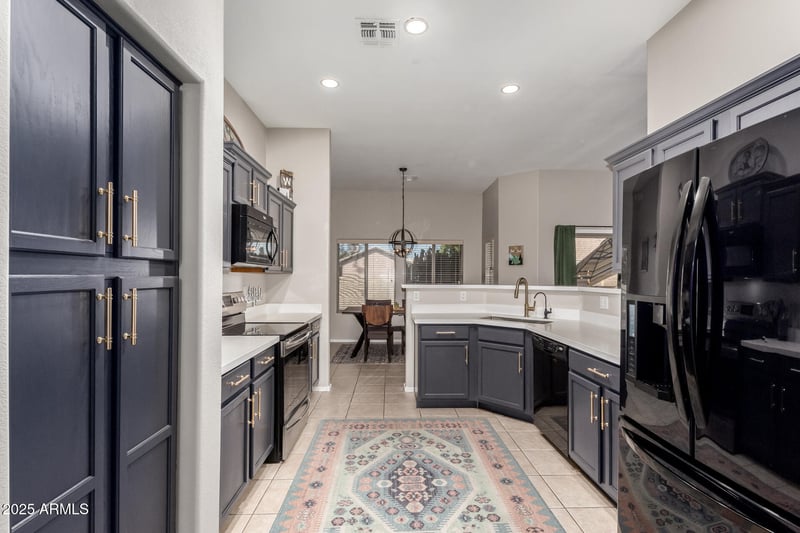 6720 Encanto St #81, Mesa, AZ 85205