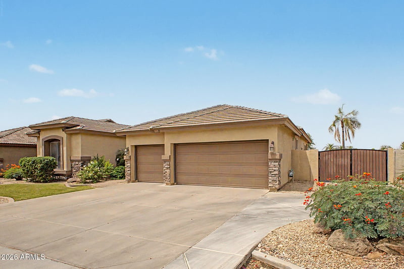 6720 Crestview Dr, Gilbert, AZ 85298