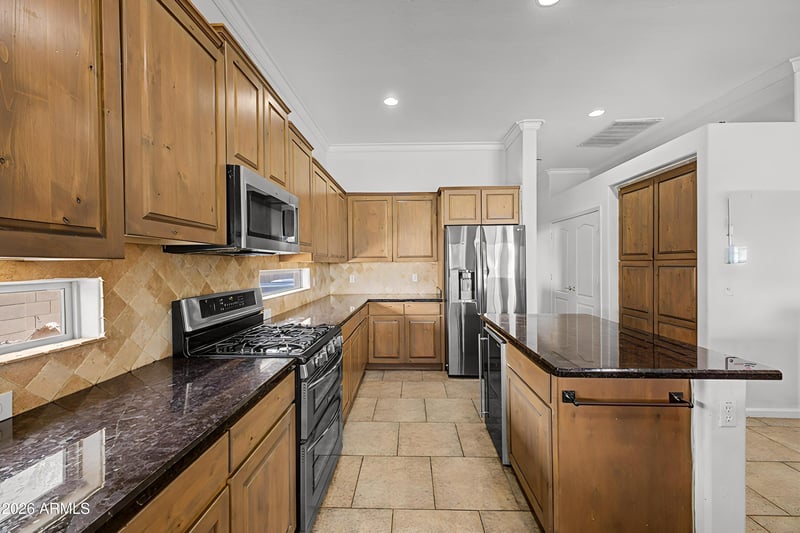 6720 S Crestview Dr, Gilbert, AZ 85298