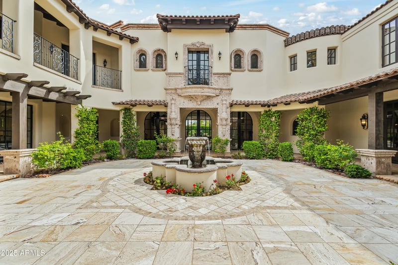 6721 Cheney Dr, Paradise Valley, AZ 85253