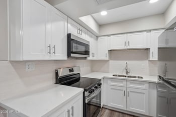 6721 E Mcdowell Rd #D302, Scottsdale, AZ 85257
