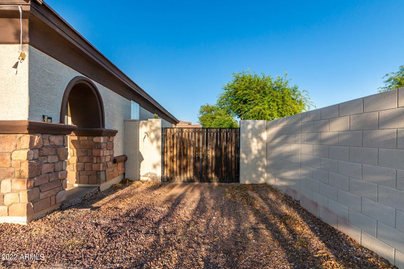 6721 S Constellation Way, Gilbert, AZ 85298
