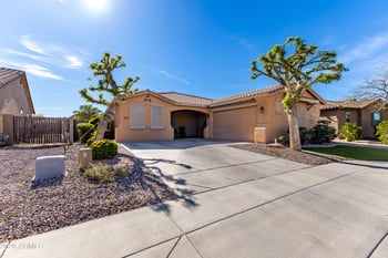 6722 76th Dr, Laveen, AZ 85339