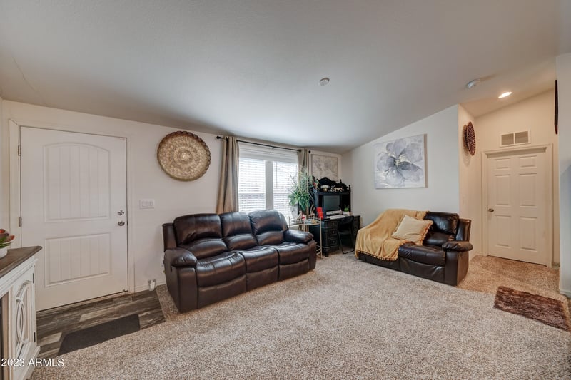 6722 Taylor St #294, Phoenix, AZ 85043
