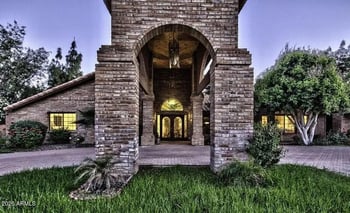 6723 Lincoln Dr, Paradise Valley, AZ 85253