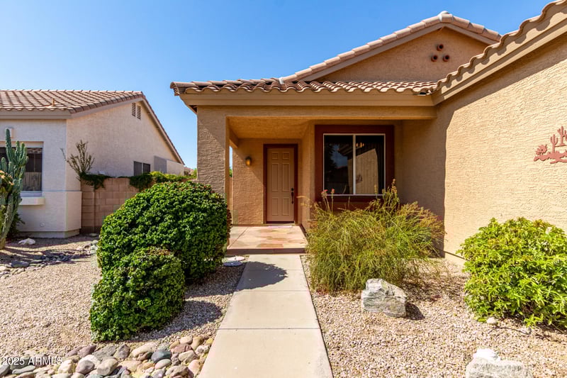 6723 Ivanhoe St, Chandler, AZ 85226