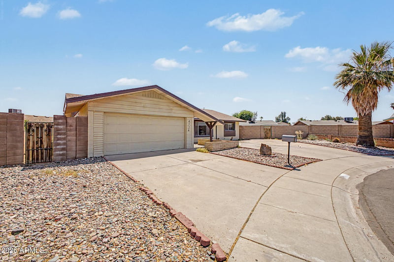 6724 W Oregon Ave, Glendale, AZ 85303