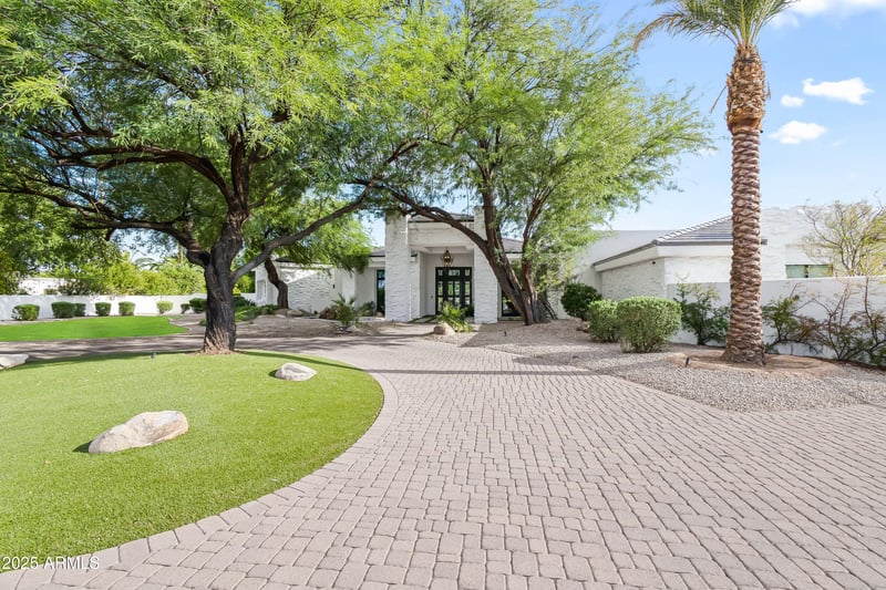 6725 Belmont Ct, Paradise Valley, AZ 85253