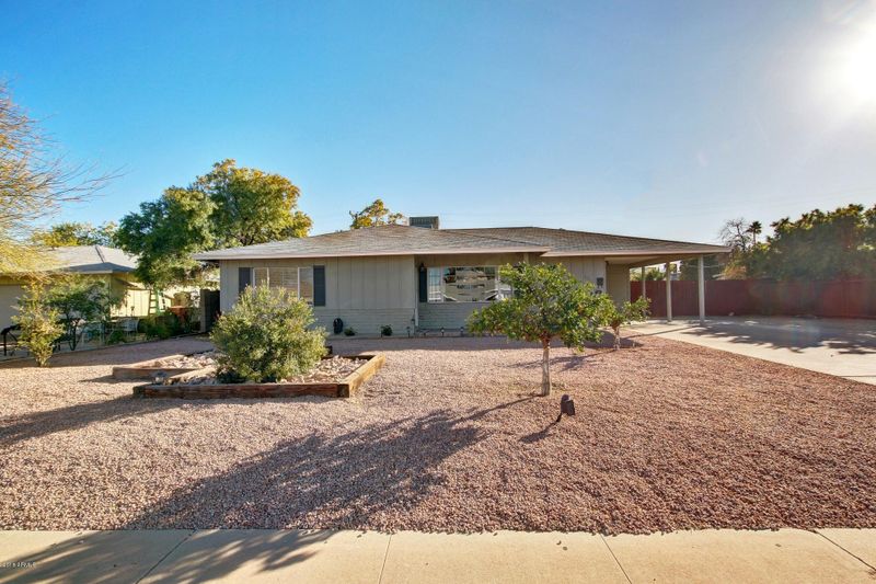 6725 E Oak St, Scottsdale, AZ 85257