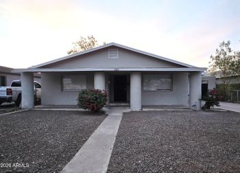 6725 N 55th Ave, Glendale, AZ 85301