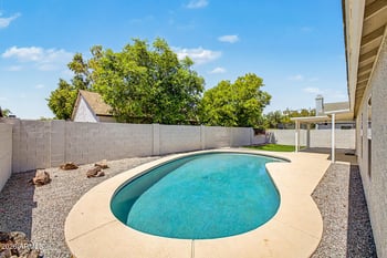 6726 79th Ave, Glendale, AZ 85303