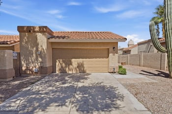 6726 Brittany Ln, Tempe, AZ 85283