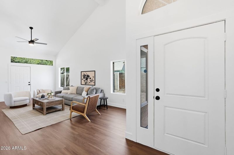 6726 S Brittany Ln, Tempe, AZ 85283