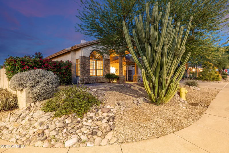 6726 Villeroy Cir, Mesa, AZ 85215