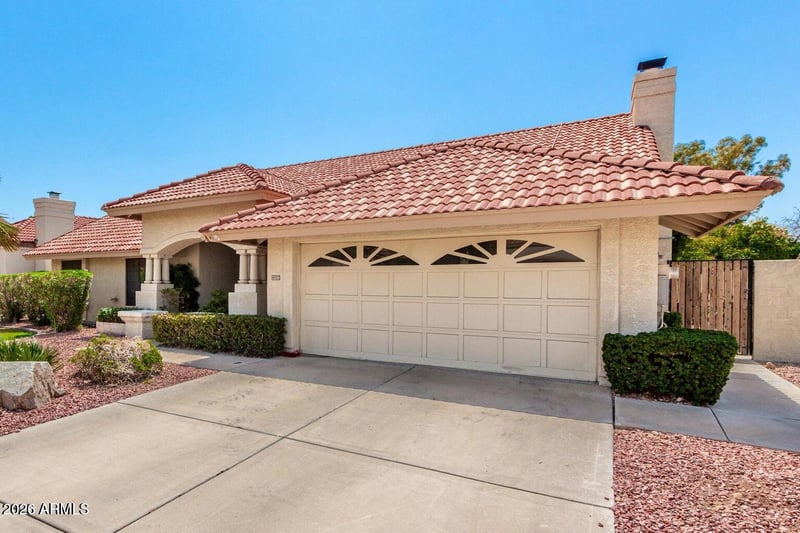 6727 Kristal Way, Glendale, AZ 85308