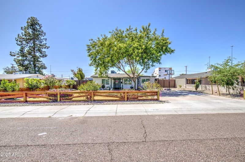 6728 24th Dr, Phoenix, AZ 85015