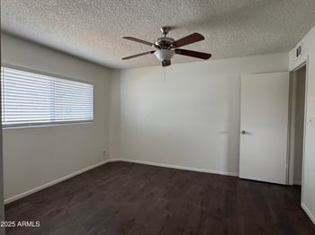 6729 44th Ave, Glendale, AZ 85301