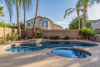 673 Raven Dr, Chandler, AZ 85286