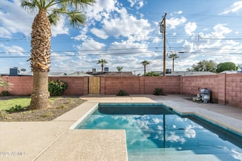 6731 Moreland St, Scottsdale, AZ 85257