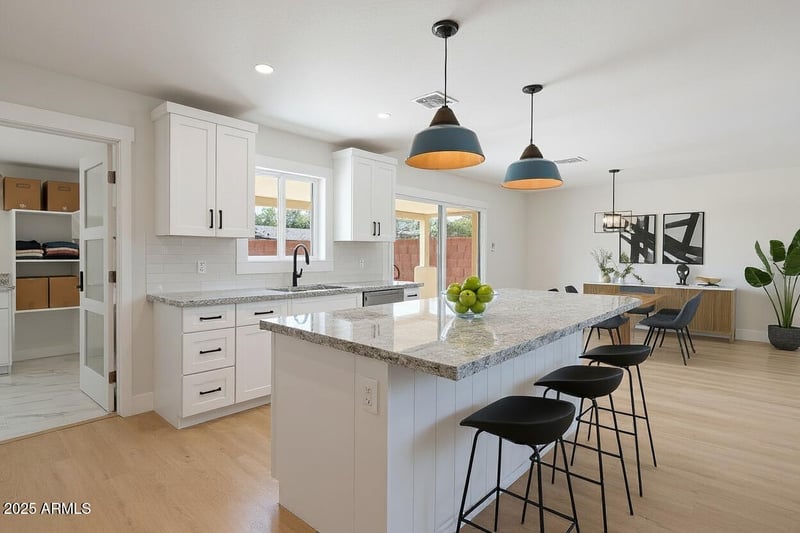 6731 Moreland St, Scottsdale, AZ 85257