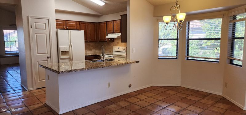 6731 W Sack Dr, Glendale, AZ 85308