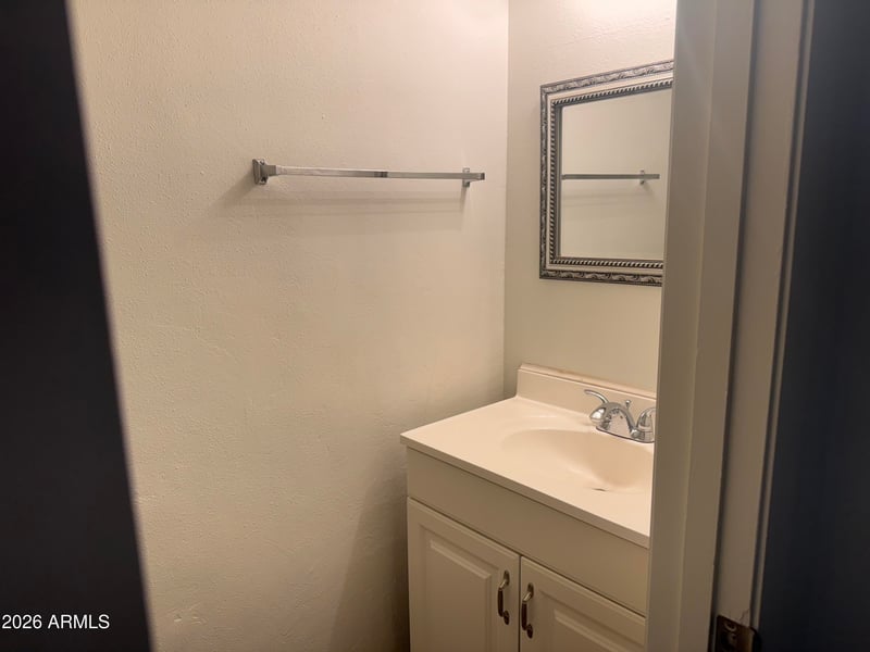 6733 44th Ave, Glendale, AZ 85301