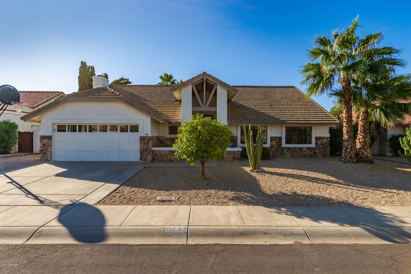 6733 W Topeka Dr, Glendale, AZ 85308