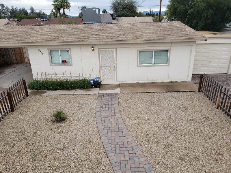 6733 W Wolf St, Phoenix, AZ 85033