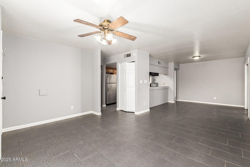 6734 Lewis Ave, Phoenix, AZ 85035
