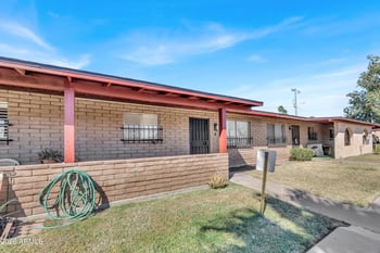 6735 16 Th St #4, Phoenix, AZ 85016