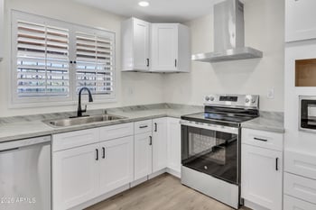 6735 16 Th St #4, Phoenix, AZ 85016