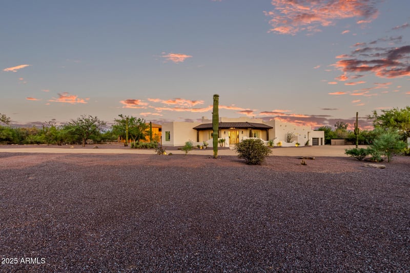 6735 Dove Valley Rd, Cave Creek, AZ 85331