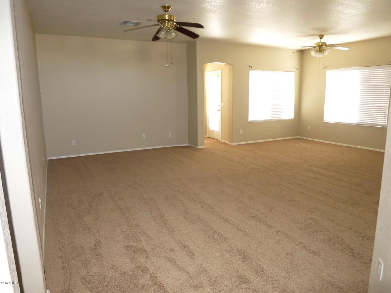 6735 E Northridge St, Mesa, AZ 85215