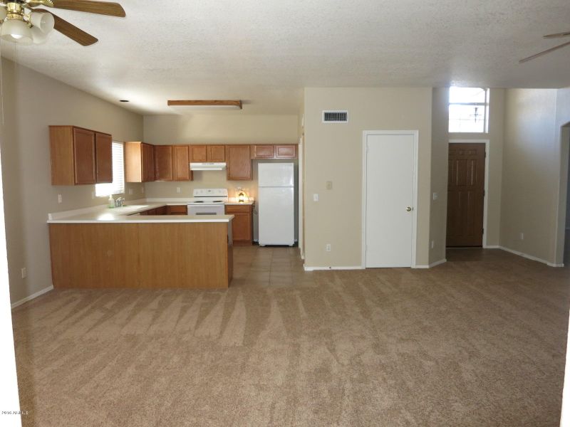 6735 E Northridge St, Mesa, AZ 85215