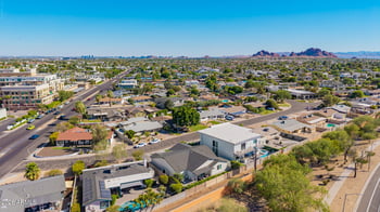 6736 1st Ave, Scottsdale, AZ 85251