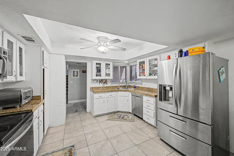6736 W Vermont Ave, Glendale, AZ 85303