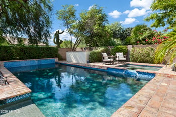6737 E Evans Dr, Scottsdale, AZ 85254