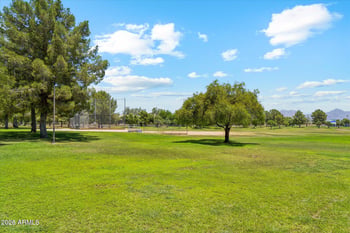 6737 E Evans Dr, Scottsdale, AZ 85254
