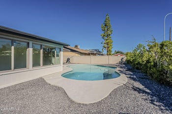 6737 Palm Dr, Tempe, AZ 85283