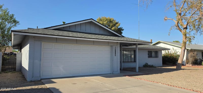 6738 W Denton Ln, Glendale, AZ 85303