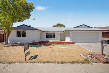 6738 W Georgia Ave, Glendale, AZ 85303