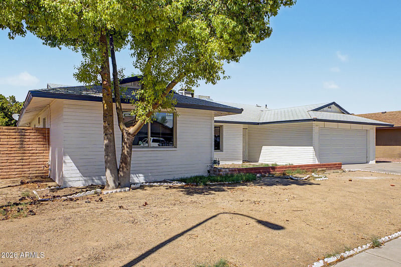 6738 W Georgia Ave, Glendale, AZ 85303