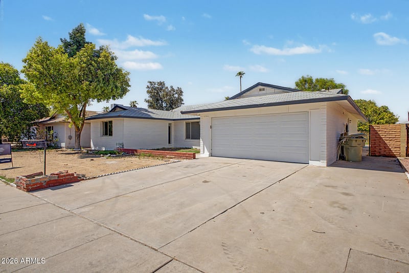 6738 W Georgia Ave, Glendale, AZ 85303