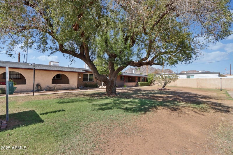 6739 16th St #17, Phoenix, AZ 85016