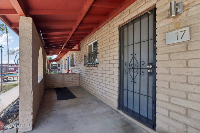 6739 16th St #17, Phoenix, AZ 85016