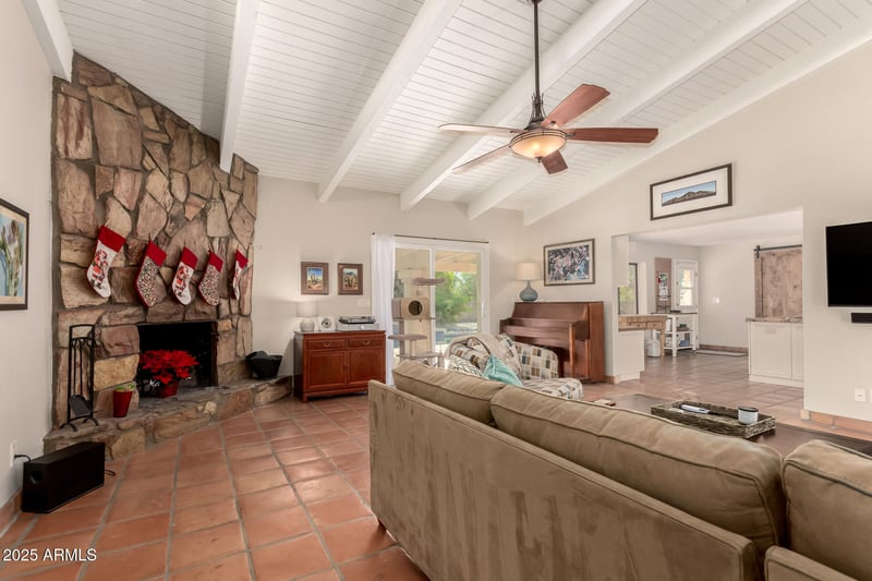 6739 Hearn Rd, Scottsdale, AZ 85254