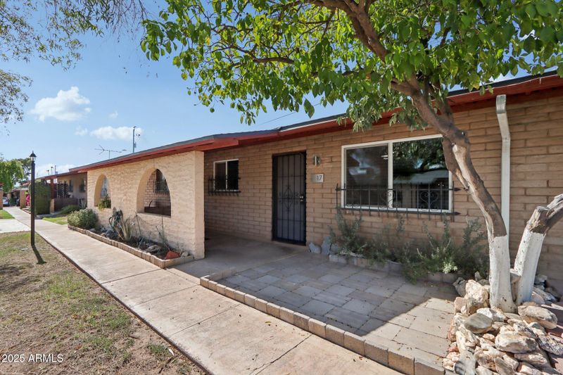 6739 N 16th St #17, Phoenix, AZ 85016